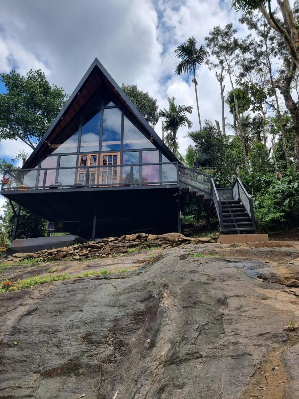 Villa Whiskeywoods à Madikeri Extérieur photo